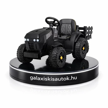 Traktor titán pótkocsival