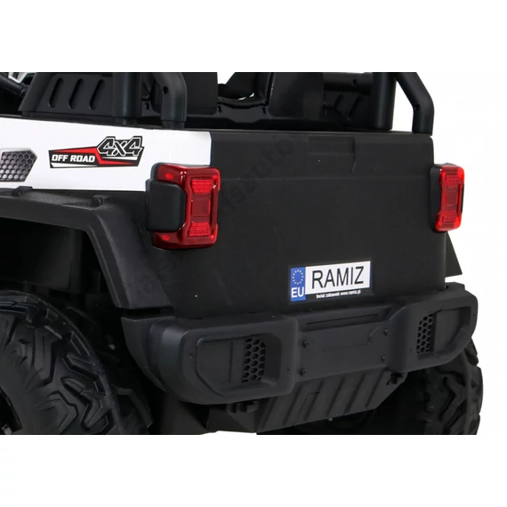 Master Of Terrain  4x4 HC-8988 12V