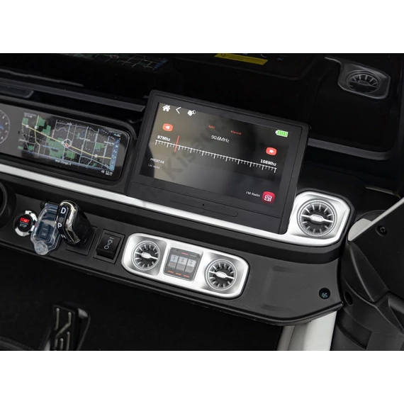 Mercedes Benz G63 AMG XXL DK-G63 MP4 STRONG 2x24V 2x280W