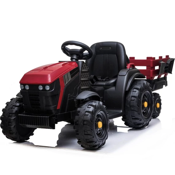 Traktor titán pótkocsival