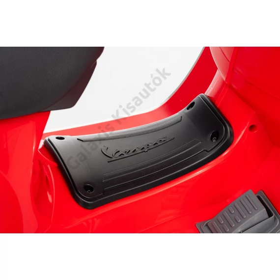 Vespa ROMA robogó LQ-051 12V