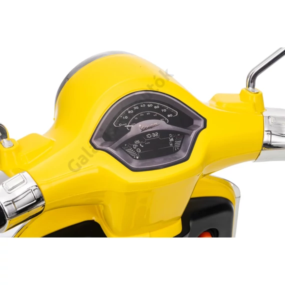 Vespa ROMA robogó LQ-051 12V