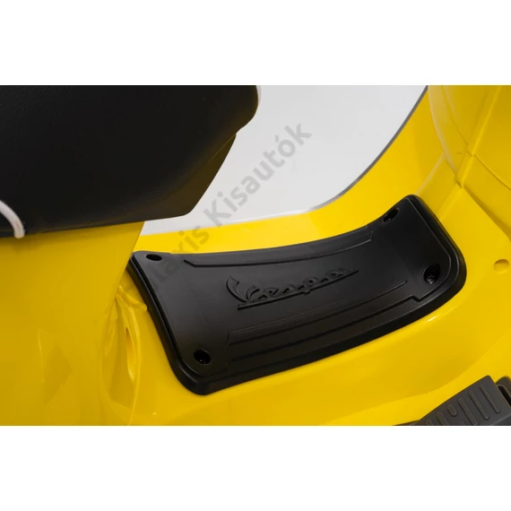Vespa ROMA robogó LQ-051 12V