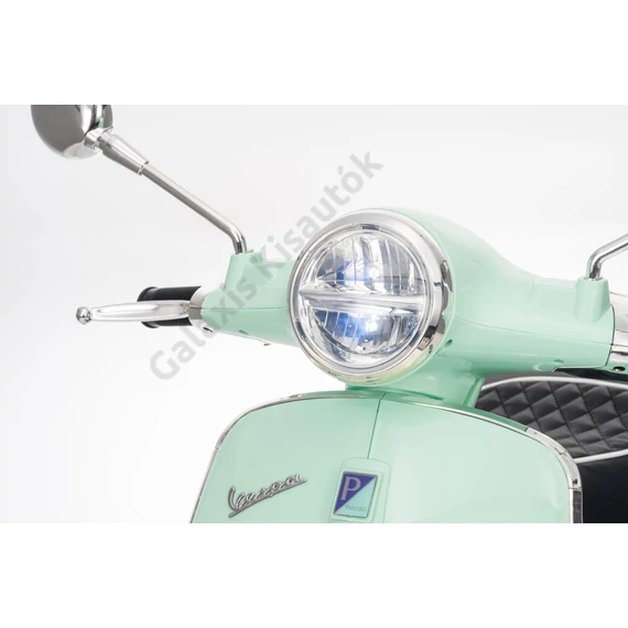 Vespa ROMA robogó LQ-051 12V